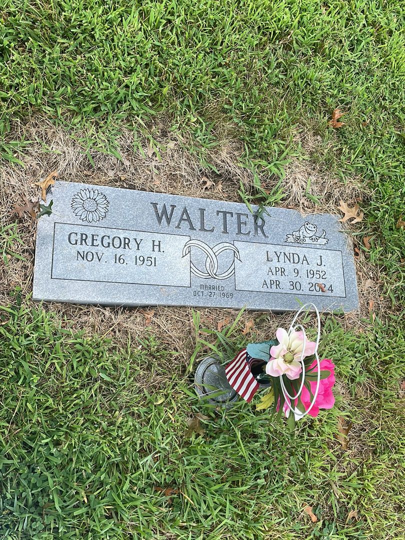 Lynda Joanne Walter's grave. Photo 1
