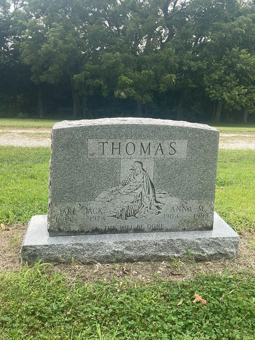 Anna M. Thomas's grave. Photo 1