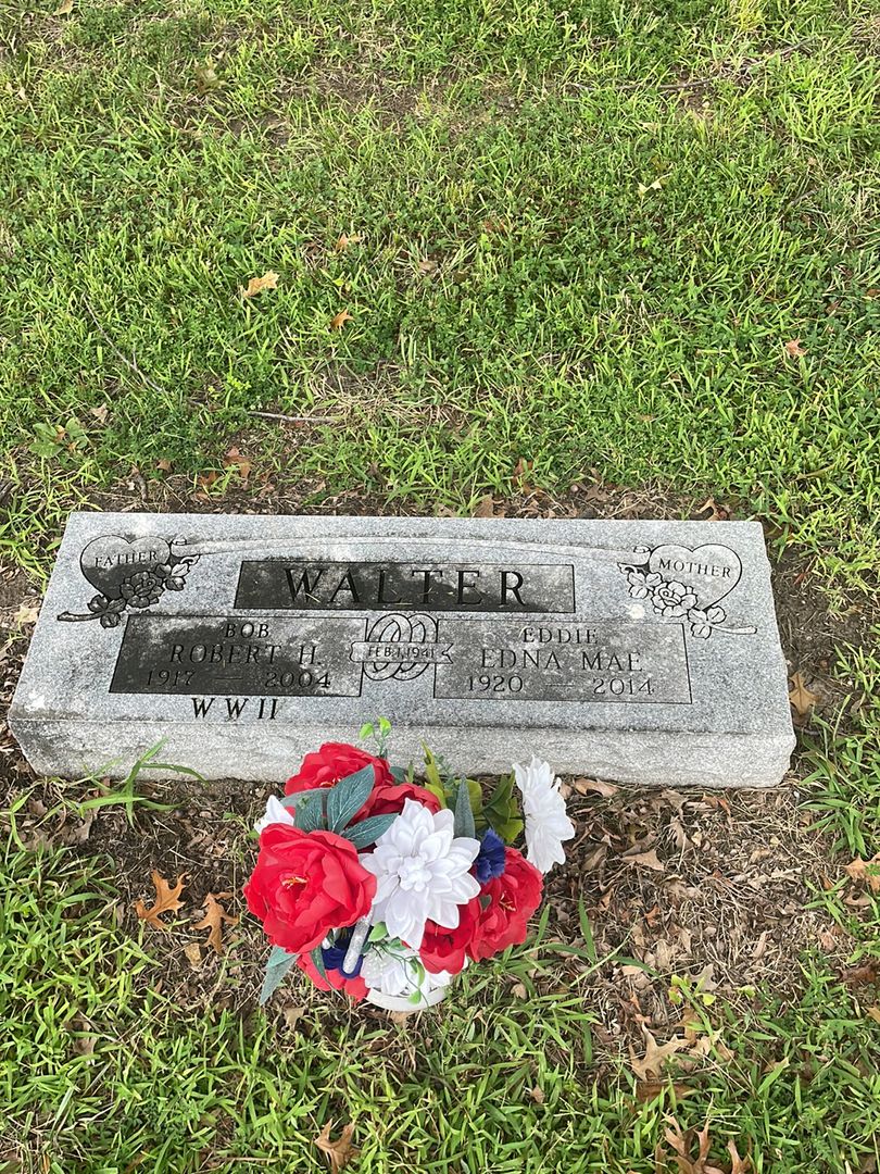 Robert Henry "Bob" Walter's grave. Photo 1