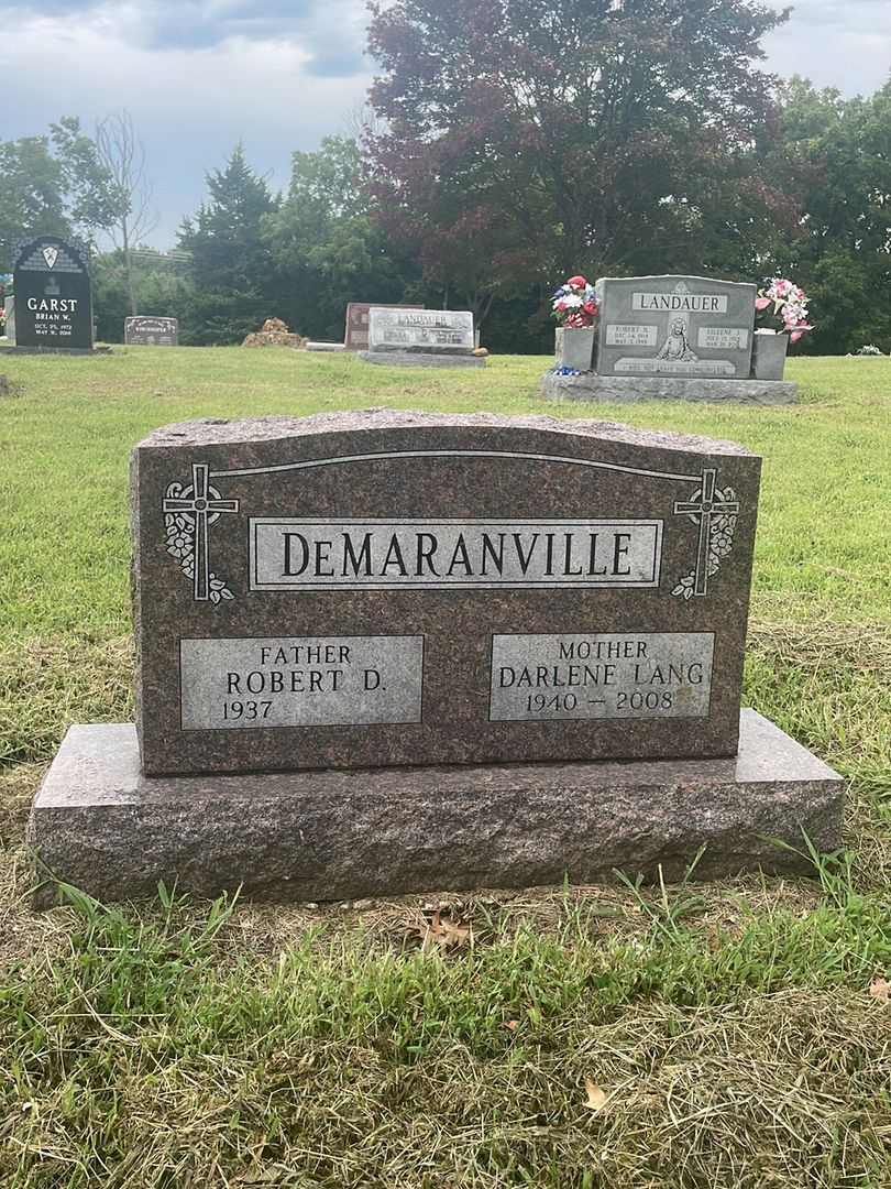 Darlene Lang DeMaranville's grave. Photo 1