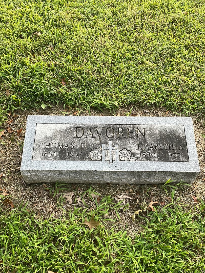 Elizabeth Ann Davoren's grave. Photo 1