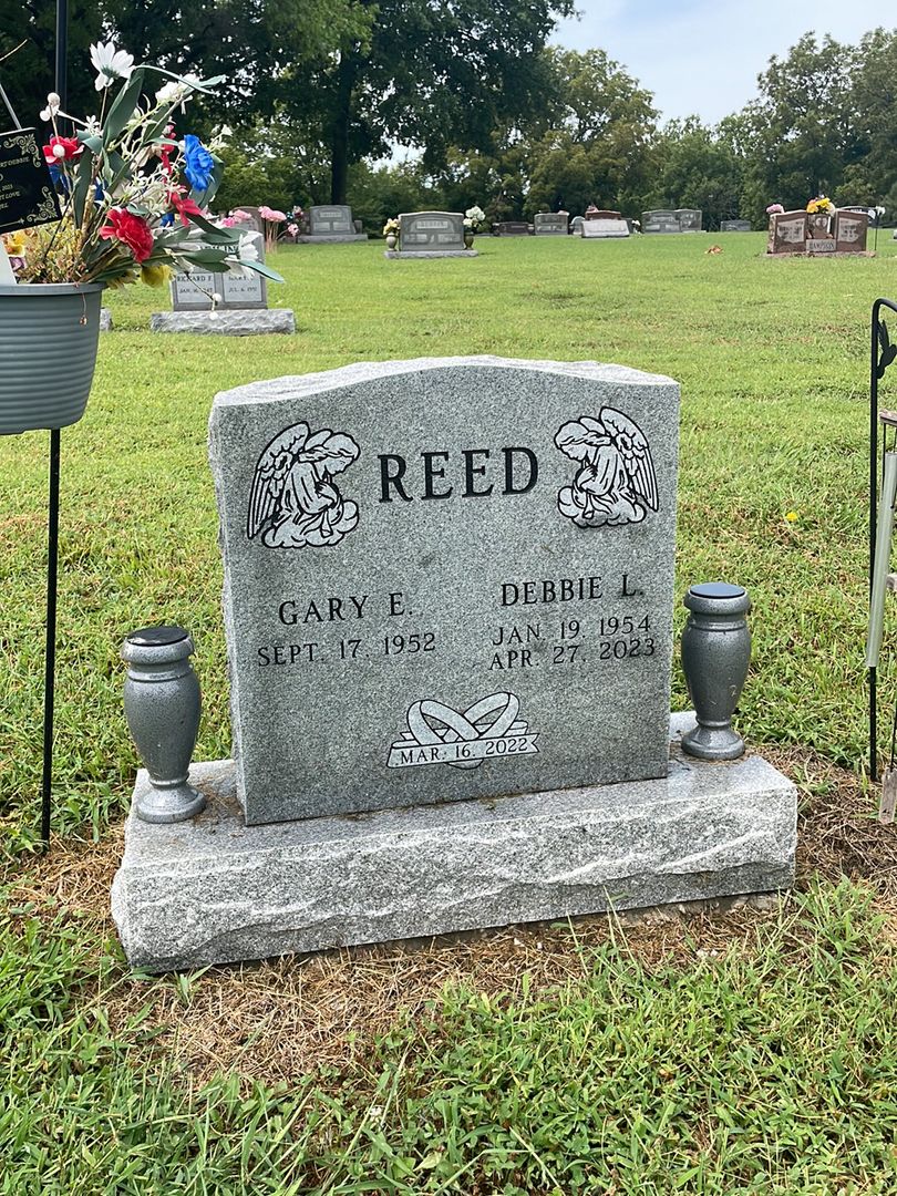 Deborah Larae "Debbie" Reed's grave. Photo 1